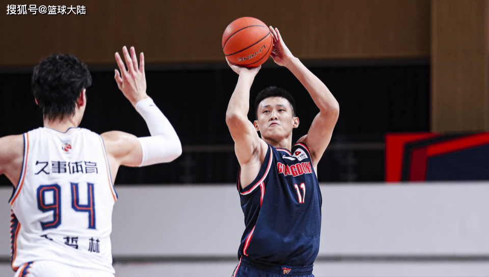 关于鱼腩队年轻球员崭露头角，为球队注入新活力的信息