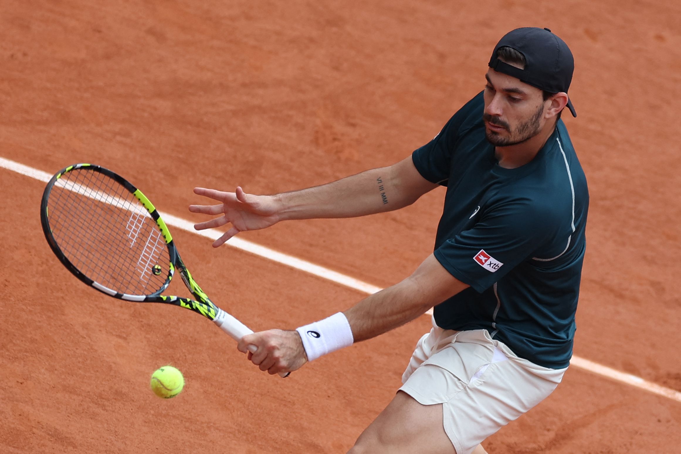 开云下载-包含美国网球队完胜法国网球队，阿尔卡拉斯制霸全场的词条