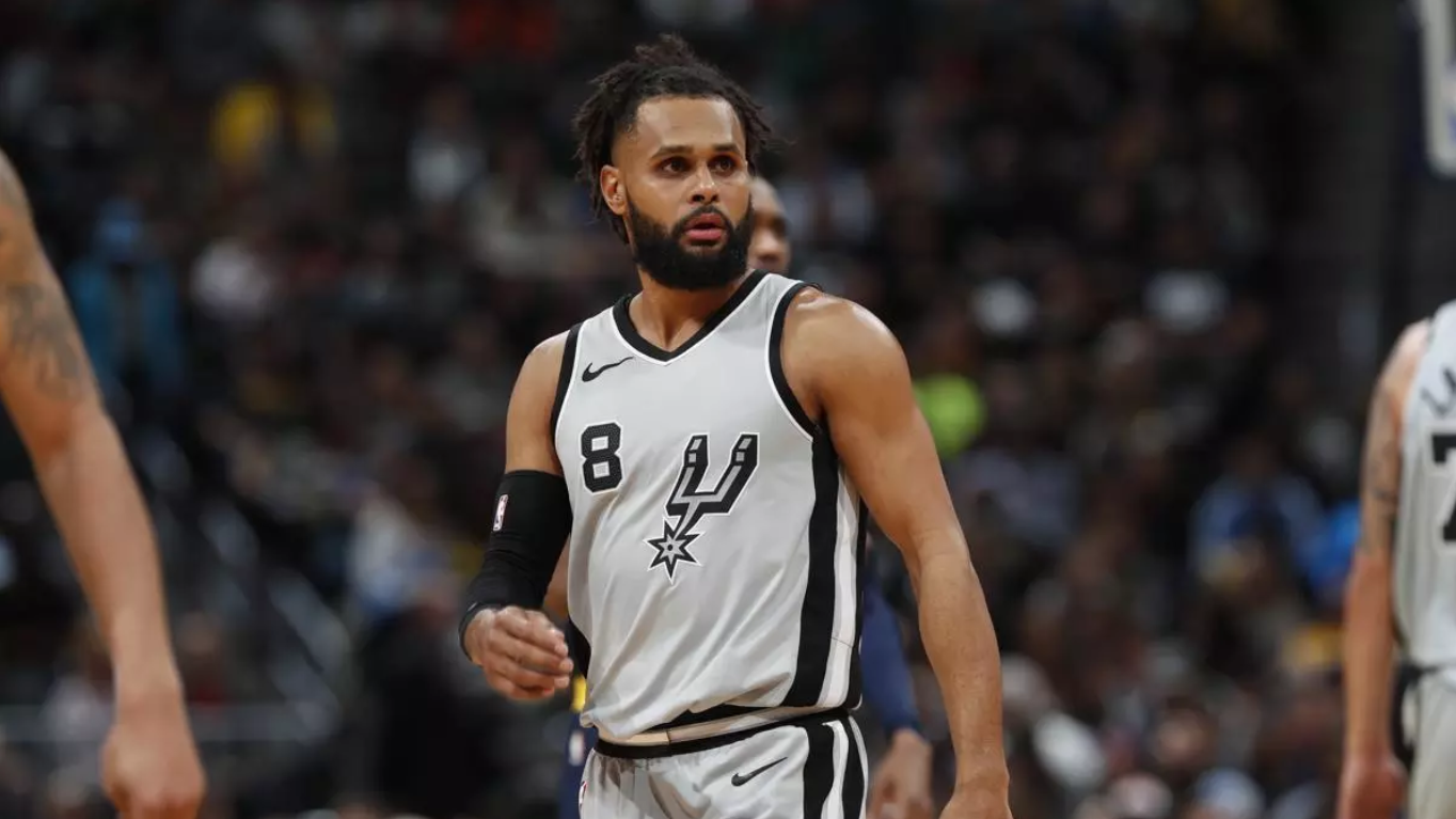 凯泽斯劳滕主场一球小胜，继续保持稳定战绩的简单介绍