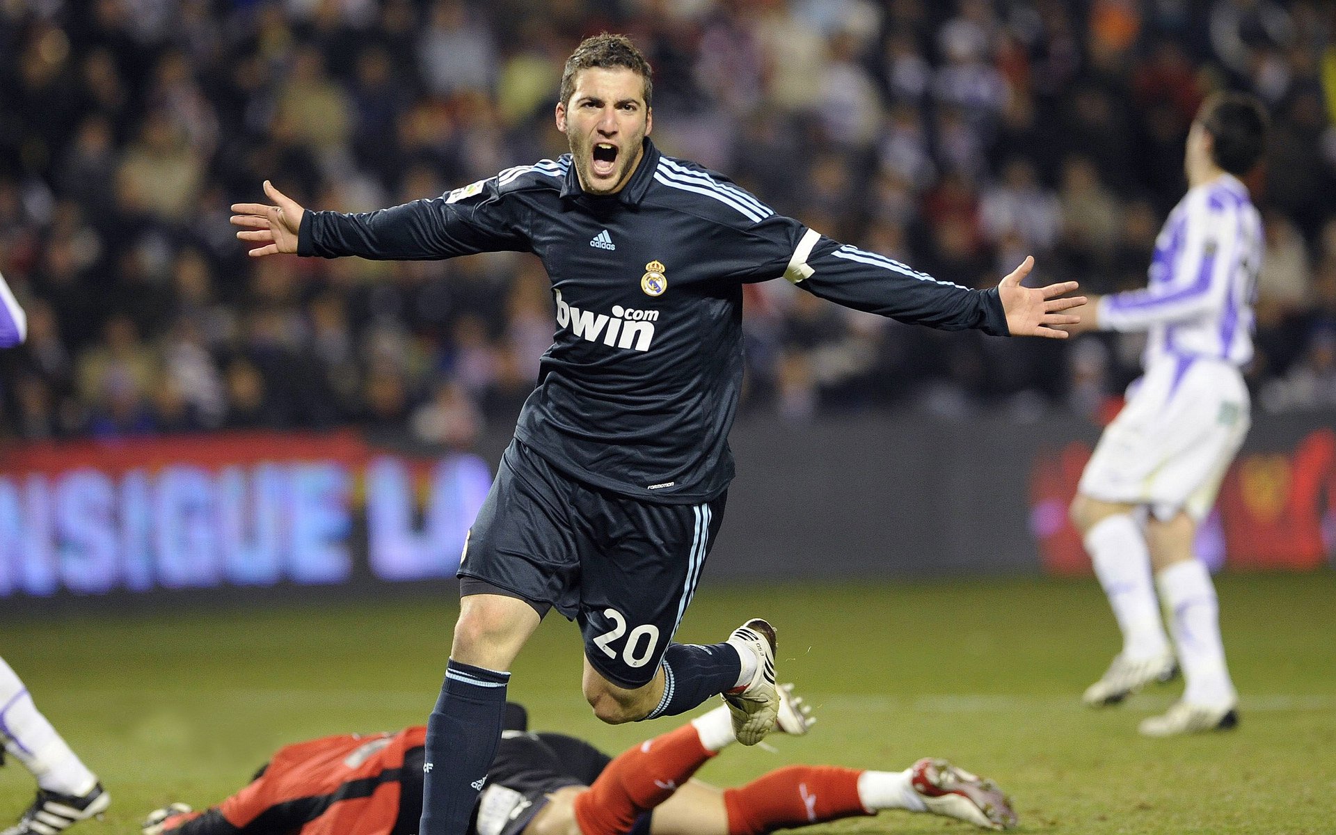 基耶萨的刀锋时刻，当尼斯铁壁遇见德国战车，唯一性在回合间绽放