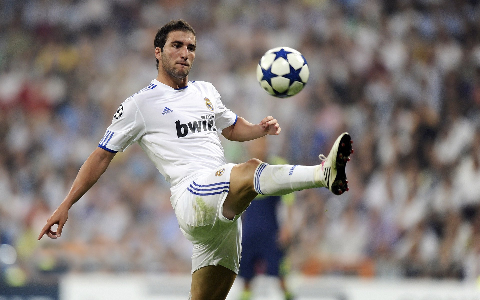 德布劳内统治全场，葡萄牙战术智慧力克曼城